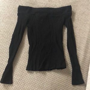 Wilfred odd the shoulder top